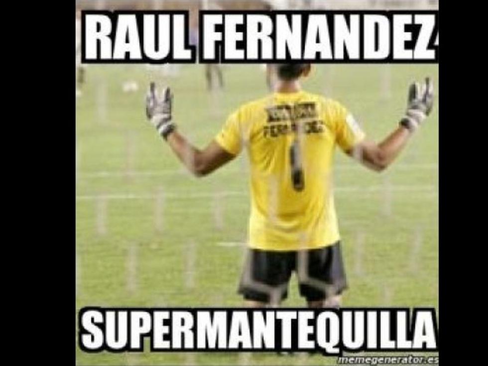 Raúl Fernandez  y los memes tras terrible blooper [FOTO]