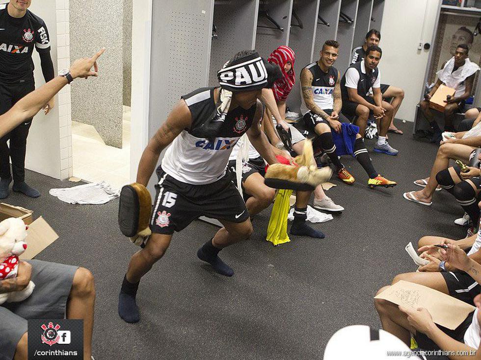 Guerrero y Corinthians también bailaron al ritmo de Harlem Shake [FOTOS]