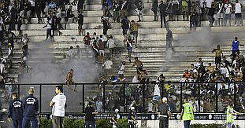 Así quedó el estadio de Vasco tras los disturbios de los hinchas [FOTOS]