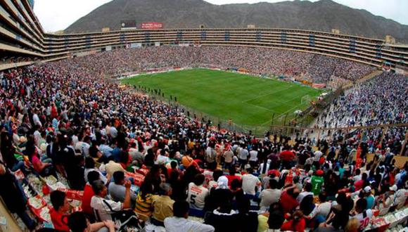 CONMEBOL planea vender cerveza durante la final de Copa Libertadores en el estadio Monumental