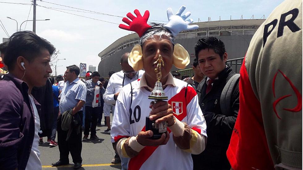 Perú vs. Nueva Zelanda: calles de Lima se pintaron de rojo y blanco [FOTOS]