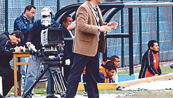 Santos dicen que les cuesta acostumbrarse a Matosas, quien admite que jugadores no le entienden