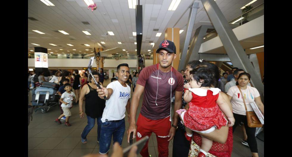 Las postales de la llegada de Universitario de Deportes a Lima tras eliminación de la Copa Libertadores 2020. (Foto: Violeta Ayasta / GEC)