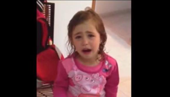 Real Madrid vs Atlético de Madrid: Papá hace llorar a su hija que quiere ser hincha 'colchonera' [VIDEO]