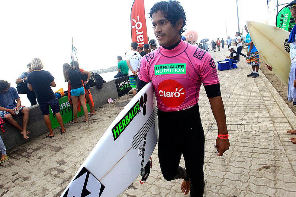 Surfistas peruanos se imponen en Open Varones y avanzan en los Juegos Panamericanos de Surf Claro Open 2016