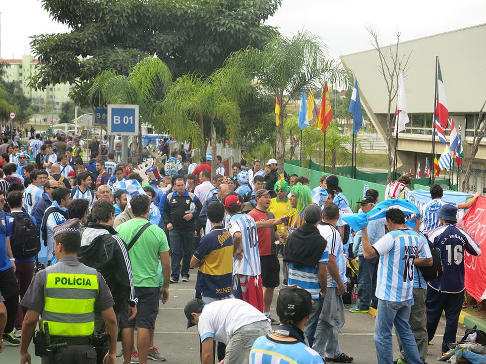 Mundial Brasil 2014: Argentinos ya se hacen sentir en el Arena Corinthians [FOTOS]