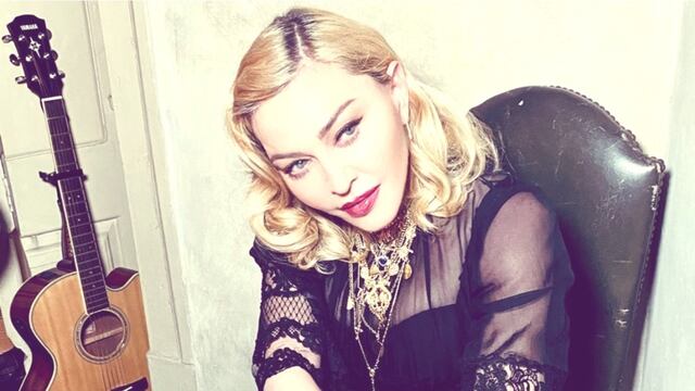 Madonna se graba en la bañera y envía mensaje desde su aislamiento social: “Mantente a salvo”