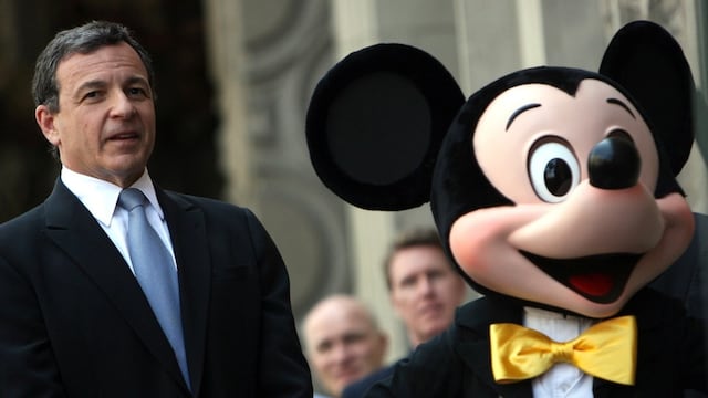 Presidente de Disney renuncia a su salario ante la crisis del coronavirus 