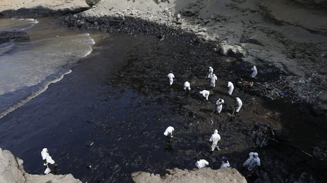 Derrame de petróleo: “Rara vez se puede recoger más del 25% del total de crudo derramado”