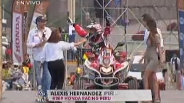 Alexis Hernández fue el primer peruano en iniciar el Dakar 2013 [VIDEO]