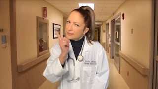 Gloria Estefan se viste de médico en videoclip y promueve el uso de mascarillas