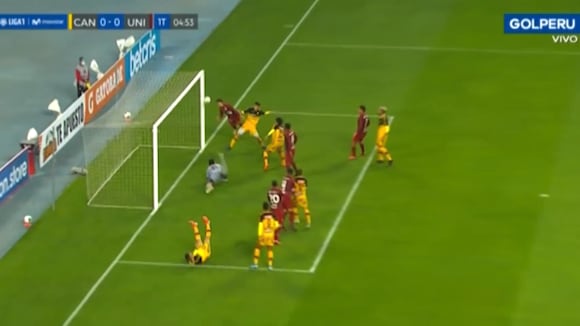 El tiro al palo en el Universitario vs. Cantolao. (Video: 08/08/20)