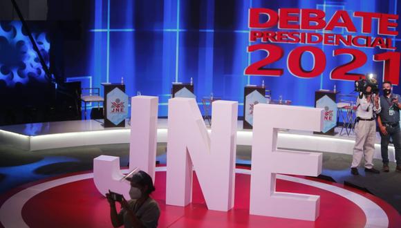 El primer debate del JNE se desarrollará hoy desde las 6:00 pm. Síguelo aquí en vivo y en directo. FOTO: GEC