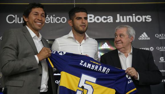 Carlos Zambrano en su presentación oficial con Boca Juniors