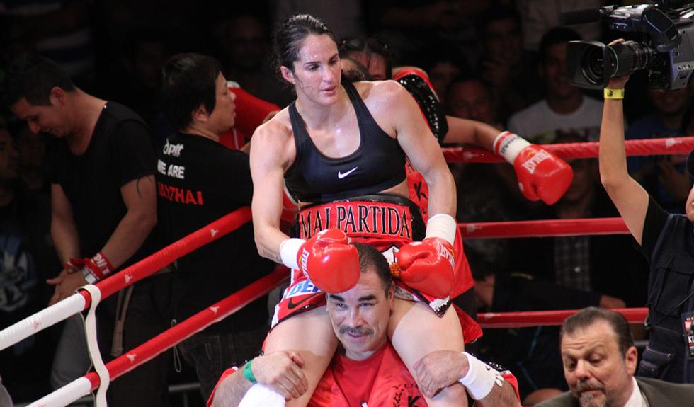 ¡Pura Dinamita! Kina Malpartida retiene su título mundial por sexta vez