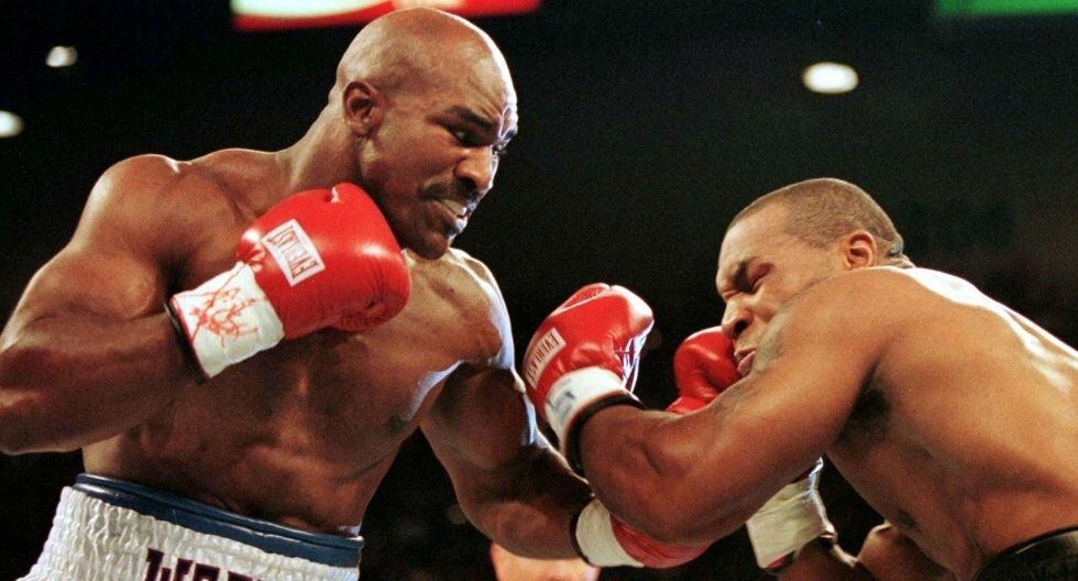 Tyson y Holyfield dos leyendas de los pesos pesados vuelven a pelear (Foto: Reuters)