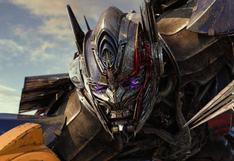 Transformers en Cusco: Optimus Prime es viral al sufrir para subir cuesta empinada