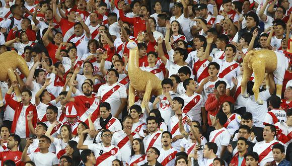 La hinchada peruana podrá contar con instrumentos y banderolas en el amistoso contra Chile. (Foto: Archivo GEC)