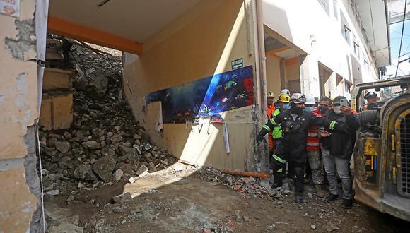 Las labores de remoción de escombros continúan en Retamas, donde cinco personas siguen desaparecidas. (Foto: Presidencia de la República)