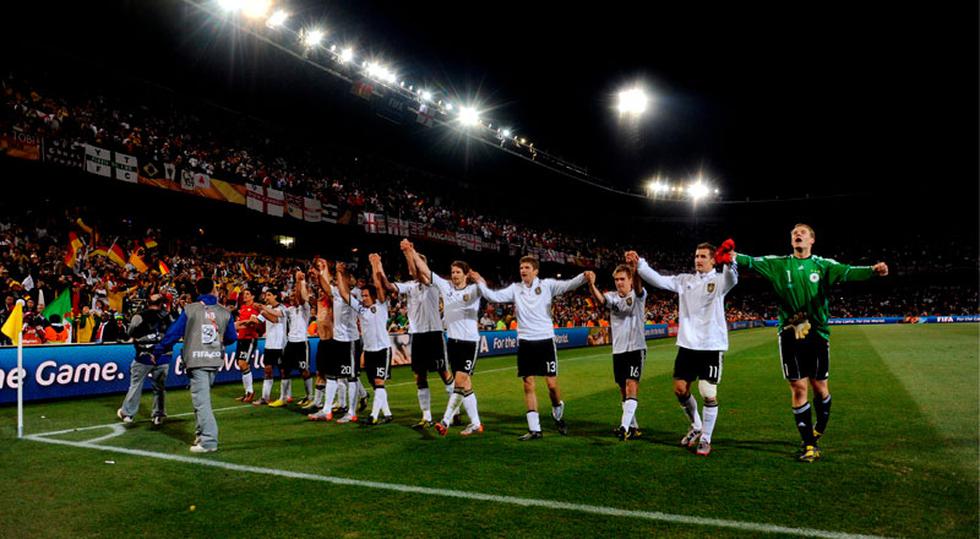 Alemania aplastó a Inglaterra 4-1 y ya está en cuartos