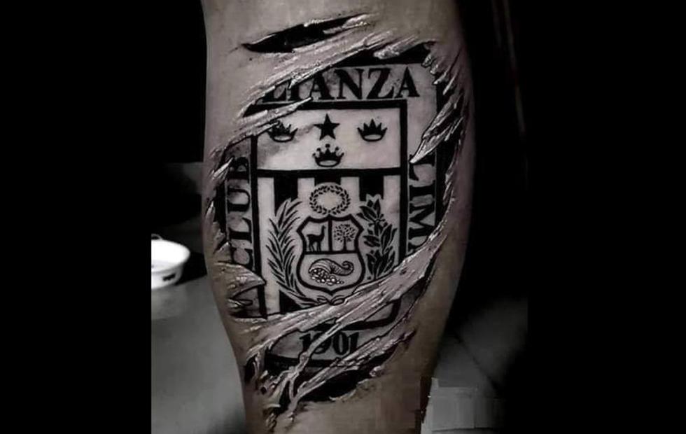 El top 30 de los tatuajes de fútbol más alucinantes del mundo. (Foto: Facebook)