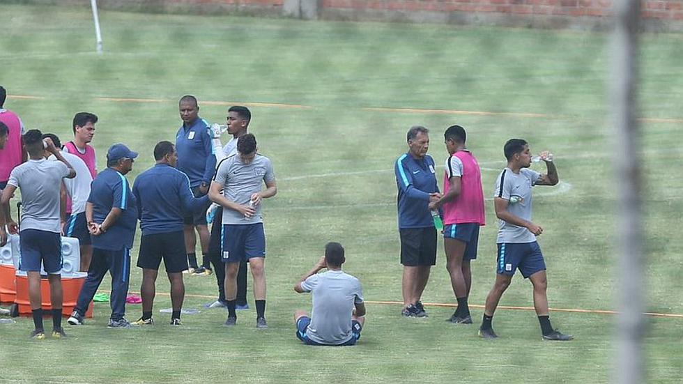 Alianza Lima: Miguel Ángel Russo llegó a la práctica y se despidió de jugadores