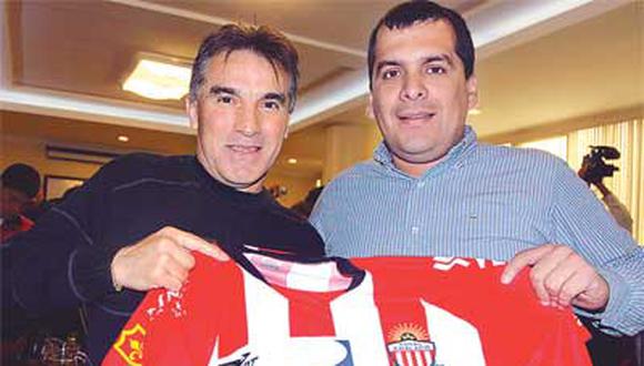 Argentino Raúl Roque Alfaro fue presentado como técnico del Total Chalaco. Prometió el título