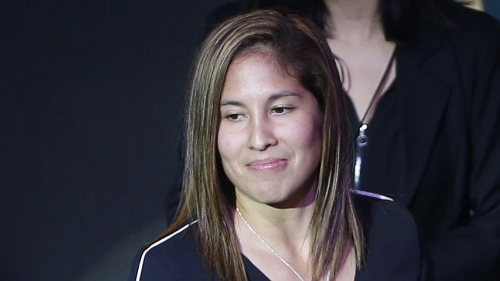 ¡De lo peor! Alexandra Grande recibe propuesta indecente para ser 'dama de compañía' y así responde | FOTO