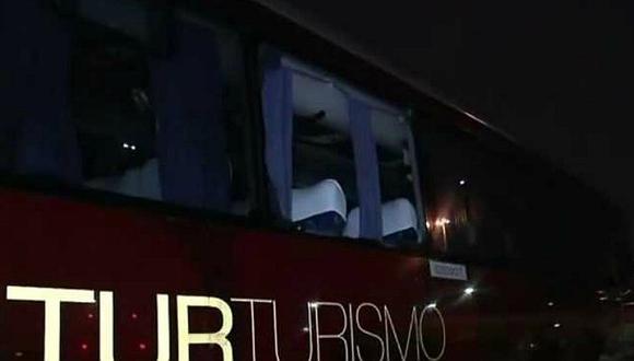 Hinchas de Flamengo lanzaron piedras contra el bus de Independiente