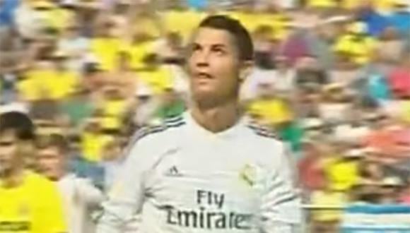 La reacción de Cristiano Ronaldo al ver el mensaje de los hinchas del Manchester United [VIDEO]