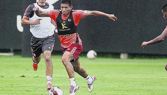 Selección peruana: Edison Flores sería titular ante Ecuador