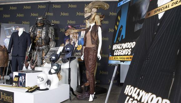 El prototipo de Alien, el traje de Scarface, la varita de Harry Potter, y más objetos serán subastados. (Foto: AFP)