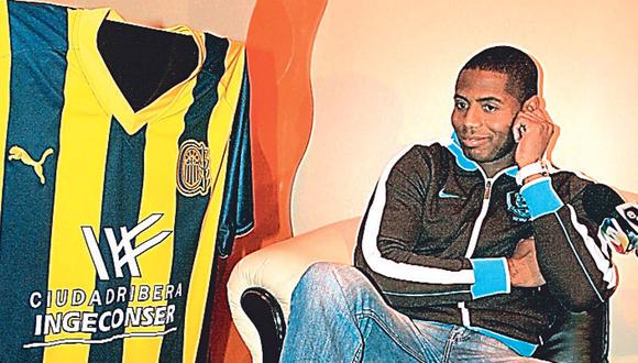 Roberto Guizasola dice que el presidente del Aurich no quiso venderlo a Rosario Central