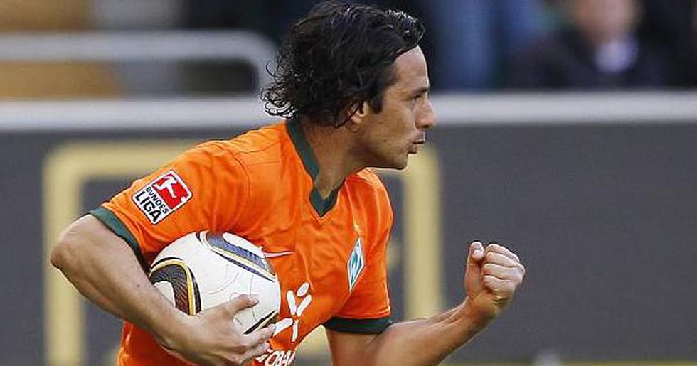 Pizarro marcó uno de los goles en el triunfo del Werder B. sobre el Racing de S.