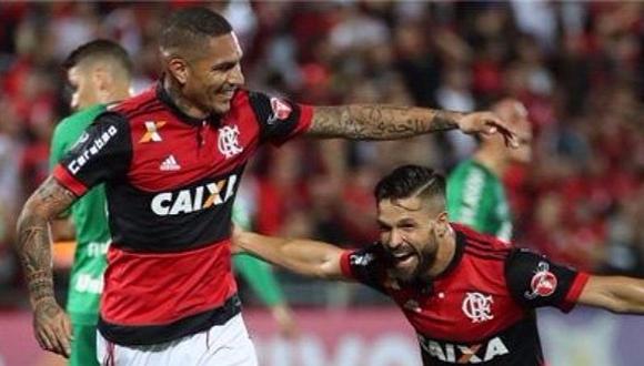Paolo Guerrero figura en lista de premios EFE tras hat-trick con Flamengo