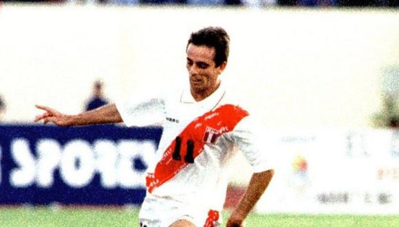 Julinho fue titular en el ataque junto a Germán Carty.