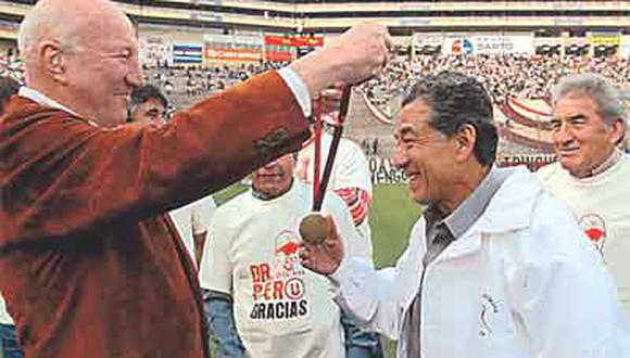 Gino Pinasco ve con buenos ojos postulación de doctor Jorge Alva a presidencia de la U