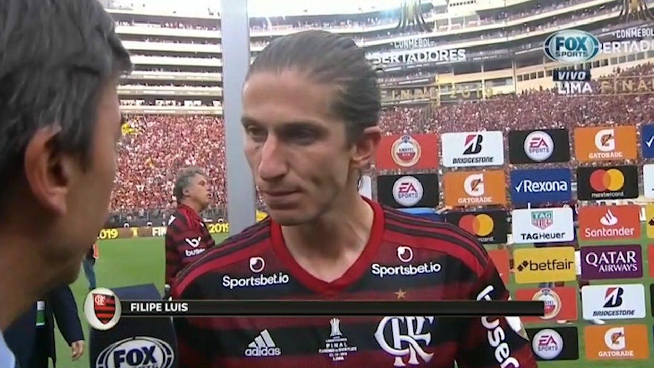 Flamengo Campeón de Copa Libertadores | Filipe Luis se quejó en vivo del campo del estadio Monumental | VIDEO