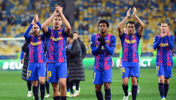 Barcelona quedó tercero en su grupo y ahora jugará en la Europa League. (Foto: AFP)