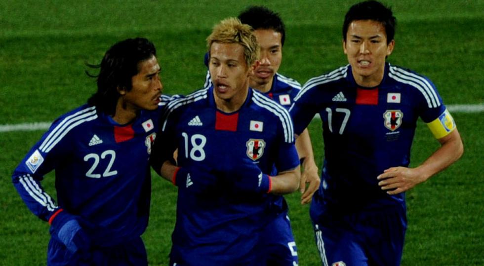Japón venció 3-1 a Dinamarca y jugará los octavos con Paraguay 