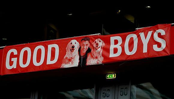 Hinchas de Arsenal piden retirar imagen de Alexis Sánchez del estadio