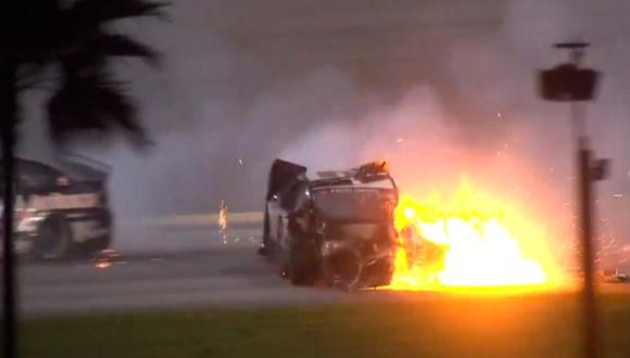 17 autos involucrados en accidente durante las 500 Millas de Daytona