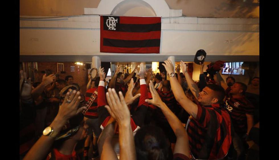 El festejo de los hinchas del Flamengo tras el título de la Copa Libertadores 2019.  (Cesar Campos / GEC)