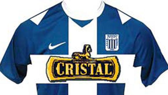 Hinchas sugieren nuevos modelos de uniformes Nike en el Facebook