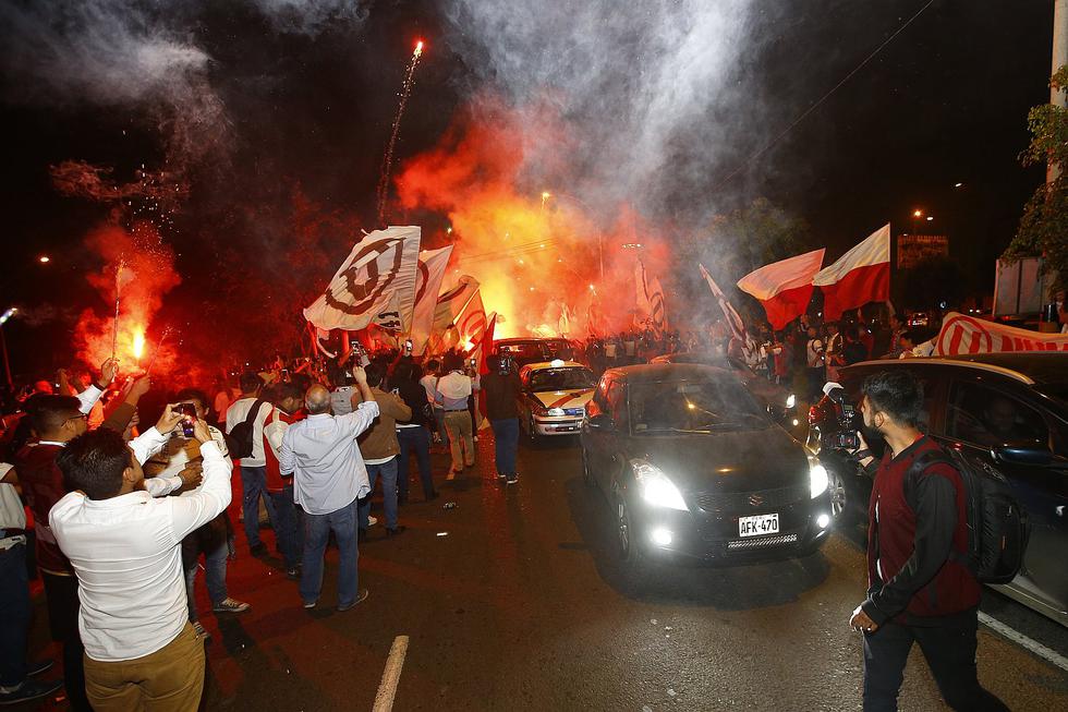 Germán Denis tras dejar Universitario: "Me quedo con la grandeza de su hinchada que todas las fechas hizo banderazos"