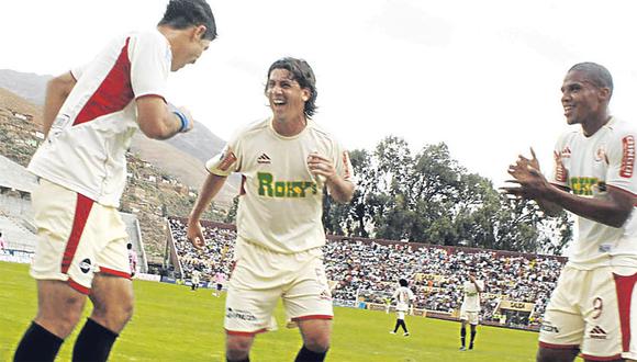 León golea 4-0 a boys en huánuco y se acerca al play off