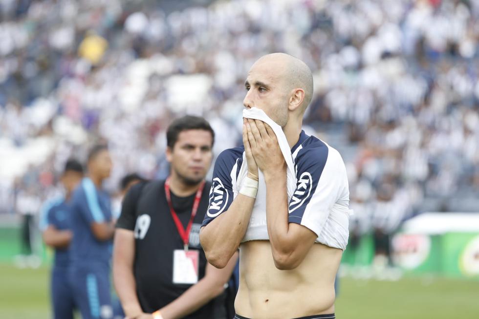 Los jugadores de Alianza Lima abandonaron cabizbajos el campo de Matute tras perder la final | Foto: GEC